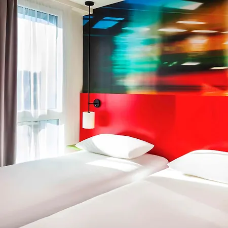 Ibis Styles Centre Gare ホテル 3*