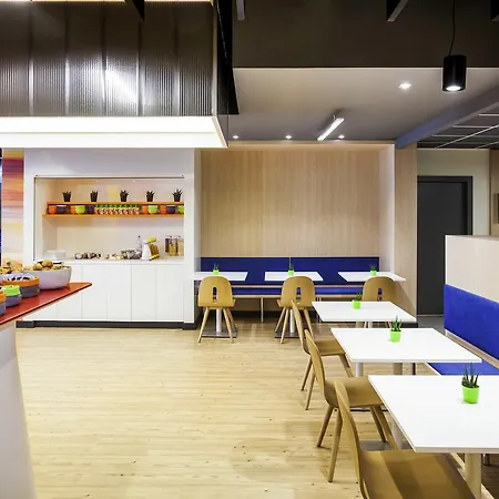 Ibis Styles Centre Gare ミュルーズ