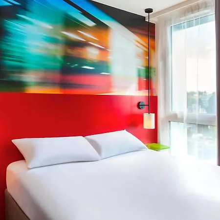 Ibis Styles Centre Gare Hotel 3*